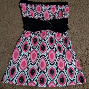 Vanity Pink and Black Geometric Tube Top
